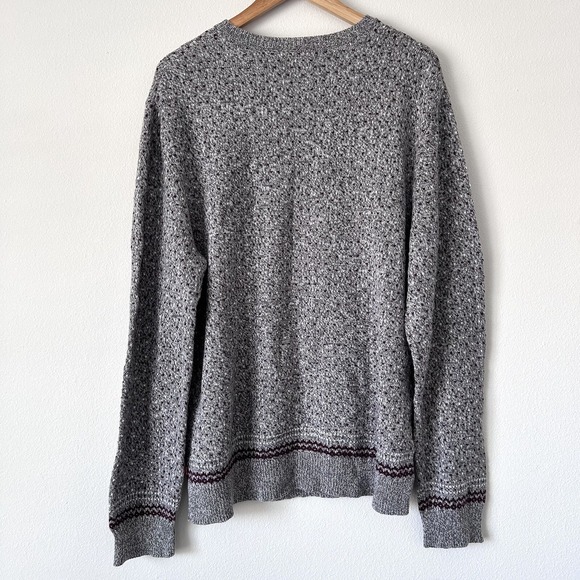 Levi Strauss XXL Men's Sweater Gray White Burgundy Hearts Pattern Long Sleeve - Picture 2 of 10